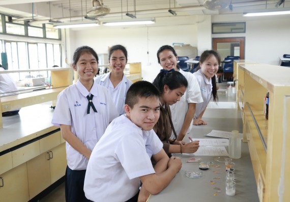 ภาพกิจกรรม การแข่งขันทักษะทางวิทยาศาสตร์และเทคโนโลยี มัธยมศึกษาปีที่ 1-3 ประจำปี 2561