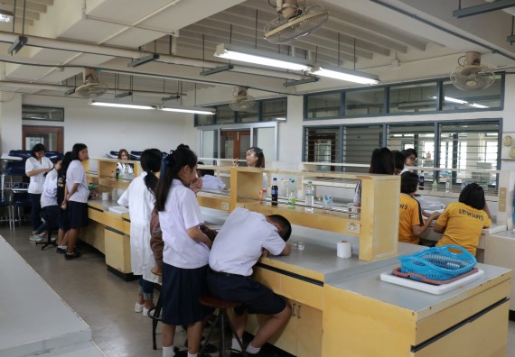 ภาพกิจกรรม การแข่งขันทักษะทางวิทยาศาสตร์และเทคโนโลยี มัธยมศึกษาปีที่ 1-3 ประจำปี 2561