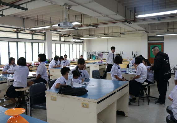 ภาพกิจกรรม การแข่งขันทักษะทางวิทยาศาสตร์และเทคโนโลยี มัธยมศึกษาปีที่ 1-3 ประจำปี 2561