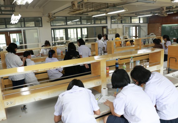 ภาพกิจกรรม การแข่งขันทักษะทางวิทยาศาสตร์และเทคโนโลยี มัธยมศึกษาปีที่ 1-3 ประจำปี 2561