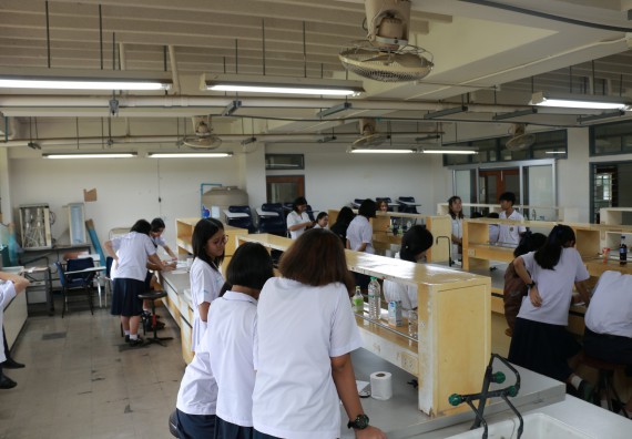 ภาพกิจกรรม การแข่งขันทักษะทางวิทยาศาสตร์และเทคโนโลยี มัธยมศึกษาปีที่ 1-3 ประจำปี 2561