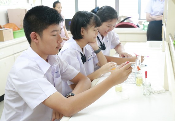 ภาพกิจกรรม การแข่งขันทักษะทางวิทยาศาสตร์และเทคโนโลยี มัธยมศึกษาปีที่ 1-3 ประจำปี 2561