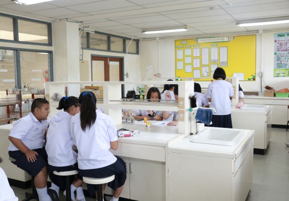 ภาพกิจกรรม การแข่งขันทักษะทางวิทยาศาสตร์และเทคโนโลยี มัธยมศึกษาปีที่ 1-3 ประจำปี 2561