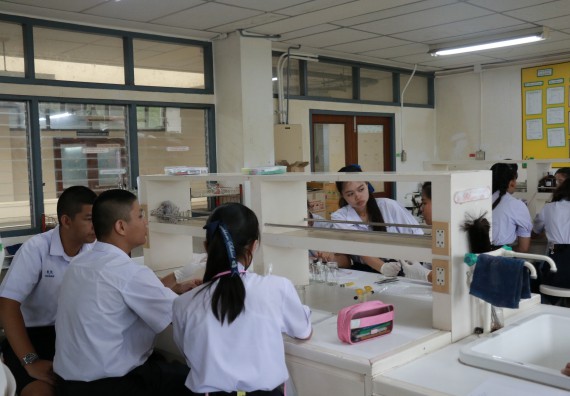 ภาพกิจกรรม การแข่งขันทักษะทางวิทยาศาสตร์และเทคโนโลยี มัธยมศึกษาปีที่ 4-6 ประจำปี 2561