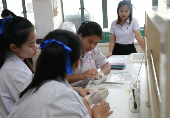 ภาพกิจกรรม การแข่งขันทักษะทางวิทยาศาสตร์และเทคโนโลยี มัธยมศึกษาปีที่ 4-6 ประจำปี 2561