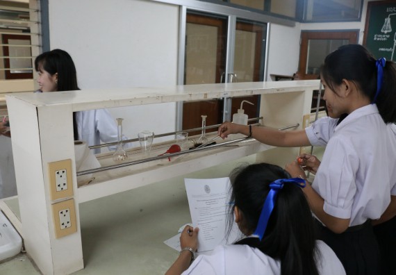 ภาพกิจกรรม การแข่งขันทักษะทางวิทยาศาสตร์และเทคโนโลยี มัธยมศึกษาปีที่ 4-6 ประจำปี 2561