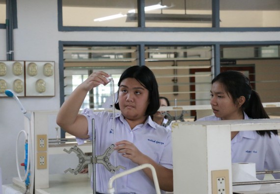 ภาพกิจกรรม การแข่งขันทักษะทางวิทยาศาสตร์และเทคโนโลยี มัธยมศึกษาปีที่ 4-6 ประจำปี 2561