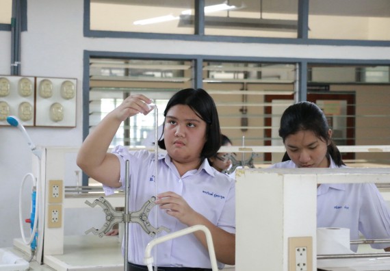 ภาพกิจกรรม การแข่งขันทักษะทางวิทยาศาสตร์และเทคโนโลยี มัธยมศึกษาปีที่ 4-6 ประจำปี 2561