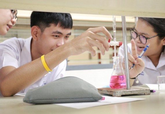 ภาพกิจกรรม การแข่งขันทักษะทางวิทยาศาสตร์และเทคโนโลยี มัธยมศึกษาปีที่ 4-6 ประจำปี 2561