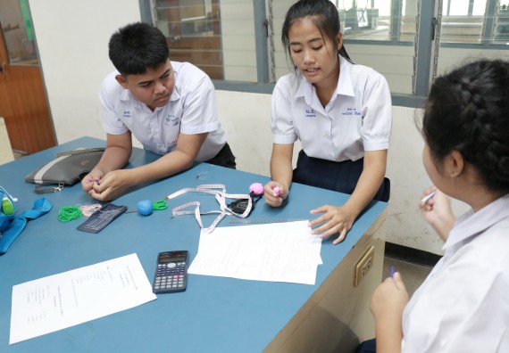 ภาพกิจกรรม การแข่งขันทักษะทางวิทยาศาสตร์และเทคโนโลยี มัธยมศึกษาปีที่ 4-6 ประจำปี 2561