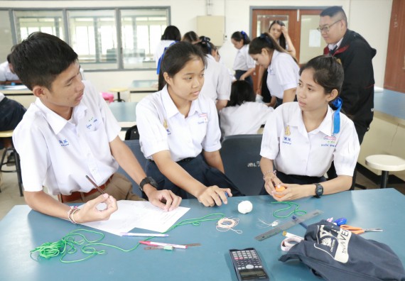 ภาพกิจกรรม การแข่งขันทักษะทางวิทยาศาสตร์และเทคโนโลยี มัธยมศึกษาปีที่ 4-6 ประจำปี 2561