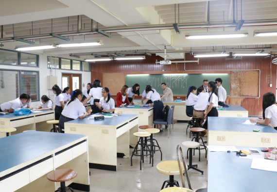 ภาพกิจกรรม การแข่งขันทักษะทางวิทยาศาสตร์และเทคโนโลยี มัธยมศึกษาปีที่ 4-6 ประจำปี 2561