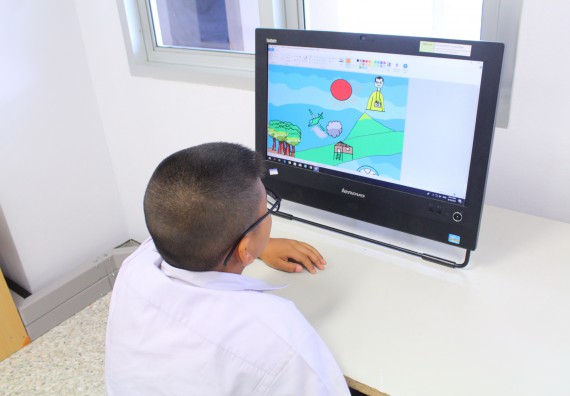 ภาพกิจกรรม การแข่งขันวาดภาพด้วยโปรแกรม Paint ประถมศึกษาปีที่ 4-6 ประจำปี 2561