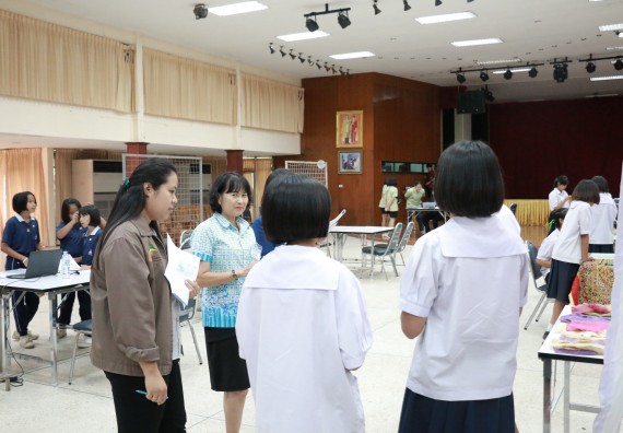 ภาพกิจกรรม การประกวดโครงงานวิทยาศาสตร์ (STEM) มัธยมศึกษาปีที่ 1-3 ประจำปี 2561