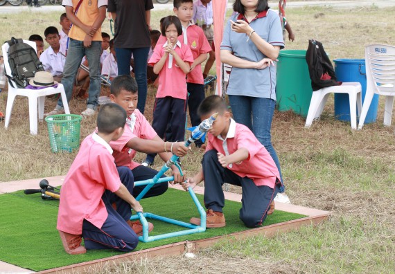 ภาพกิจกรรม การแข่งขันจรวดขวดน้ำ ประถมศึกษาปีที่ 1-6 ประจำปี 2561