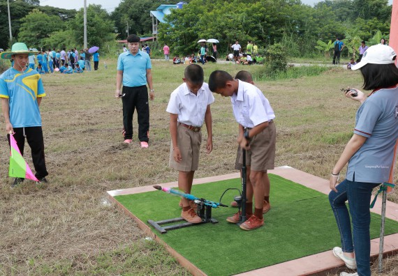 ภาพกิจกรรม การแข่งขันจรวดขวดน้ำ ประถมศึกษาปีที่ 1-6 ประจำปี 2561