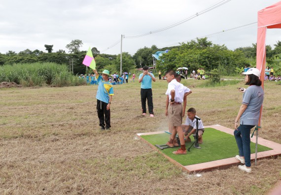 ภาพกิจกรรม การแข่งขันจรวดขวดน้ำ ประถมศึกษาปีที่ 1-6 ประจำปี 2561