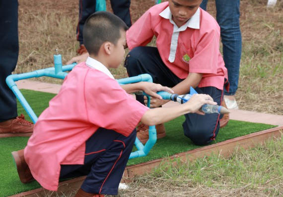 ภาพกิจกรรม การแข่งขันจรวดขวดน้ำ ประถมศึกษาปีที่ 1-6 ประจำปี 2561