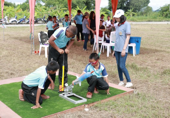 ภาพกิจกรรม การแข่งขันจรวดขวดน้ำ ประถมศึกษาปีที่ 1-6 ประจำปี 2561