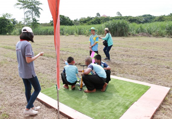 ภาพกิจกรรม การแข่งขันจรวดขวดน้ำ ประถมศึกษาปีที่ 1-6 ประจำปี 2561