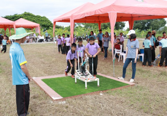 ภาพกิจกรรม การแข่งขันจรวดขวดน้ำ ประถมศึกษาปีที่ 1-6 ประจำปี 2561