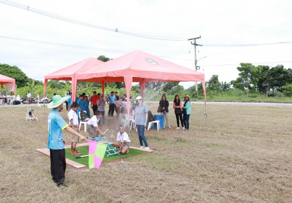 ภาพกิจกรรม การแข่งขันจรวดขวดน้ำ ประถมศึกษาปีที่ 1-6 ประจำปี 2561