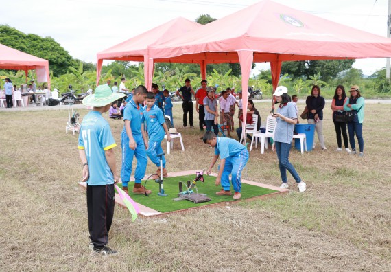 ภาพกิจกรรม การแข่งขันจรวดขวดน้ำ ประถมศึกษาปีที่ 1-6 ประจำปี 2561