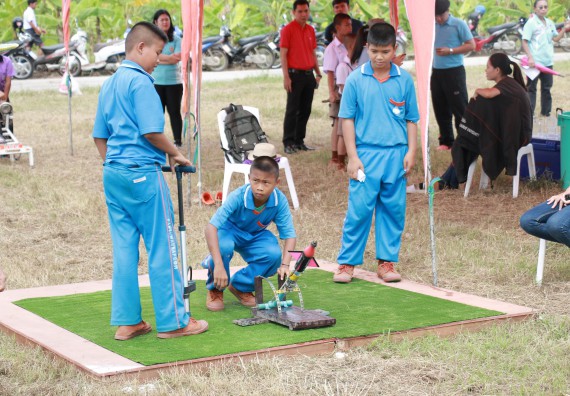 ภาพกิจกรรม การแข่งขันจรวดขวดน้ำ ประถมศึกษาปีที่ 1-6 ประจำปี 2561