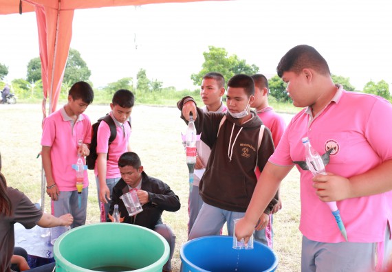 ภาพกิจกรรม การแข่งขันจรวดขวดน้ำ มัธยมศึกษาปีที่ 1-3 ประจำปี 2561