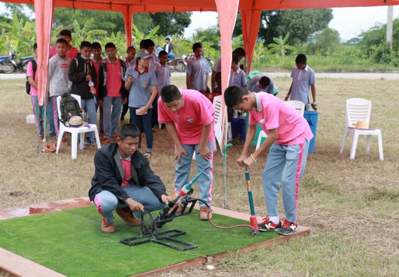 ภาพกิจกรรม การแข่งขันจรวดขวดน้ำ มัธยมศึกษาปีที่ 1-3 ประจำปี 2561