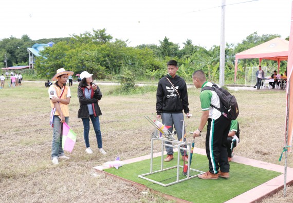 ภาพกิจกรรม การแข่งขันจรวดขวดน้ำ มัธยมศึกษาปีที่ 1-3 ประจำปี 2561