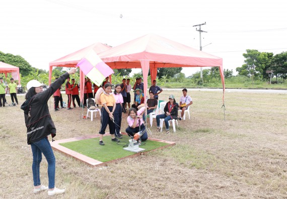 ภาพกิจกรรม การแข่งขันจรวดขวดน้ำ มัธยมศึกษาปีที่ 4-6 ประจำปี 2561