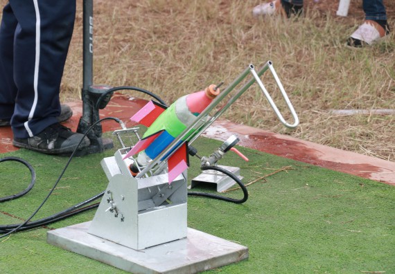 ภาพกิจกรรม การแข่งขันจรวดขวดน้ำ มัธยมศึกษาปีที่ 4-6 ประจำปี 2561