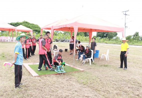 ภาพกิจกรรม การแข่งขันจรวดขวดน้ำ มัธยมศึกษาปีที่ 4-6 ประจำปี 2561