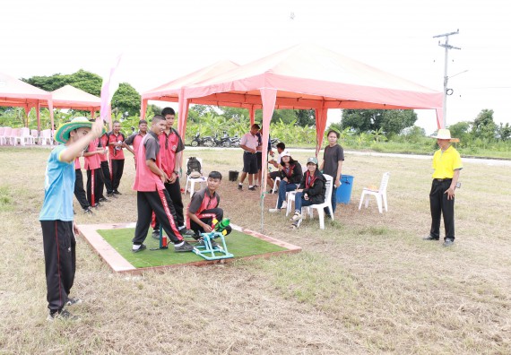 ภาพกิจกรรม การแข่งขันจรวดขวดน้ำ มัธยมศึกษาปีที่ 4-6 ประจำปี 2561