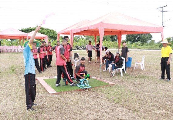 ภาพกิจกรรม การแข่งขันจรวดขวดน้ำ มัธยมศึกษาปีที่ 4-6 ประจำปี 2561