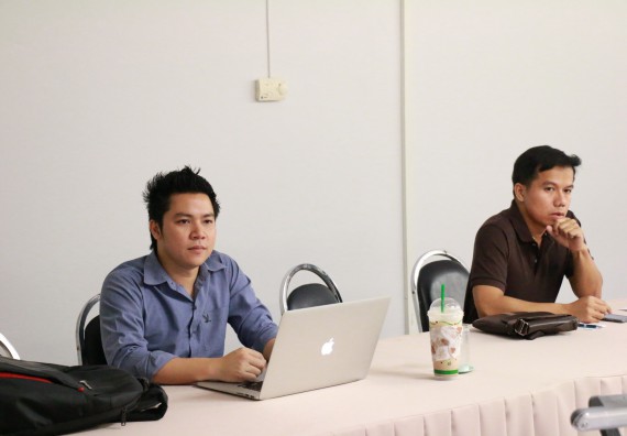 ภาพกิจกรรม คณะวิทยาศาสตร์และเทคโนโลยี จัดอบรมเชิงปฏิบัติการเรื่องการพัฒนาบุคลากรเข้าสู่ตำแหน่งทางวิชาการ และอบรมทักษะภาษาอังกฤษให้กับบุคลากรสายสอนและสายสนับสนุน