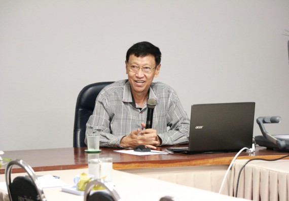 ภาพกิจกรรม คณะวิทยาศาสตร์และเทคโนโลยี จัดอบรมเชิงปฏิบัติการเรื่องการพัฒนาบุคลากรเข้าสู่ตำแหน่งทางวิชาการ และอบรมทักษะภาษาอังกฤษให้กับบุคลากรสายสอนและสายสนับสนุน