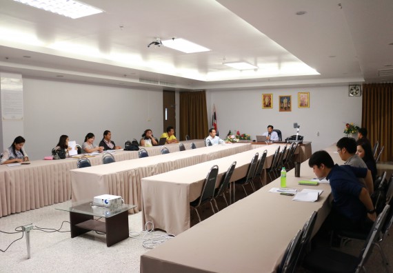 ภาพกิจกรรม คณะวิทยาศาสตร์และเทคโนโลยี จัดอบรมเชิงปฏิบัติการเรื่องการพัฒนาบุคลากรเข้าสู่ตำแหน่งทางวิชาการ และอบรมทักษะภาษาอังกฤษให้กับบุคลากรสายสอนและสายสนับสนุน