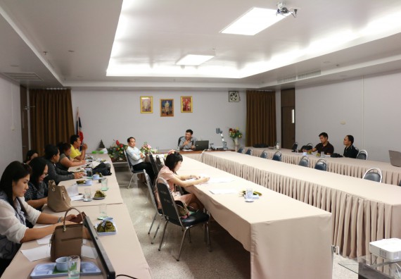 ภาพกิจกรรม คณะวิทยาศาสตร์และเทคโนโลยี จัดอบรมเชิงปฏิบัติการเรื่องการพัฒนาบุคลากรเข้าสู่ตำแหน่งทางวิชาการ และอบรมทักษะภาษาอังกฤษให้กับบุคลากรสายสอนและสายสนับสนุน