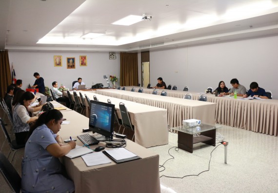 ภาพกิจกรรม คณะวิทยาศาสตร์และเทคโนโลยี จัดอบรมเชิงปฏิบัติการเรื่องการพัฒนาบุคลากรเข้าสู่ตำแหน่งทางวิชาการ และอบรมทักษะภาษาอังกฤษให้กับบุคลากรสายสอนและสายสนับสนุน