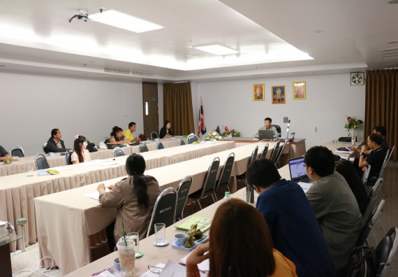 ภาพกิจกรรม คณะวิทยาศาสตร์และเทคโนโลยี จัดอบรมเชิงปฏิบัติการเรื่องการพัฒนาบุคลากรเข้าสู่ตำแหน่งทางวิชาการ และอบรมทักษะภาษาอังกฤษให้กับบุคลากรสายสอนและสายสนับสนุน