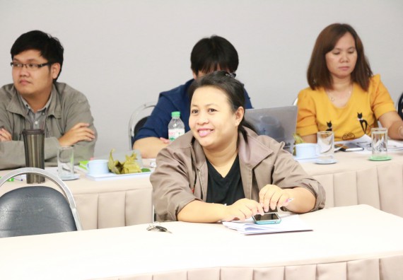 ภาพกิจกรรม คณะวิทยาศาสตร์และเทคโนโลยี จัดอบรมเชิงปฏิบัติการเรื่องการพัฒนาบุคลากรเข้าสู่ตำแหน่งทางวิชาการ และอบรมทักษะภาษาอังกฤษให้กับบุคลากรสายสอนและสายสนับสนุน