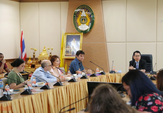 ภาพกิจกรรม โปรแกรมวิชาคณิตศาสตร์ จัดกิจกรรมสัมมนาวิชาการด้านวิชาคณิตศาสตร์และงานวิจัยโดยอาจารย์ต่างประเทศ