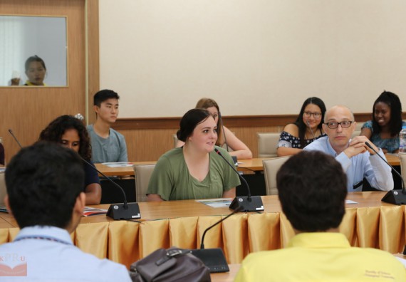 ภาพกิจกรรม โปรแกรมวิชาคณิตศาสตร์ จัดกิจกรรมสัมมนาวิชาการด้านวิชาคณิตศาสตร์และงานวิจัยโดยอาจารย์ต่างประเทศ