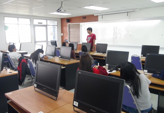 ภาพกิจกรรม โปรแกรมวิชาวิทยาการคอมพิวเตอร์ จัดกิจกรรมเตรียมความพร้อมในการเรียนรู้ในระดับอุดมศึกษา สำหรับนักศึกษาหลักสูตรเทคโนโลยีสารสนเทศ (หมู่เรียน 6113209)