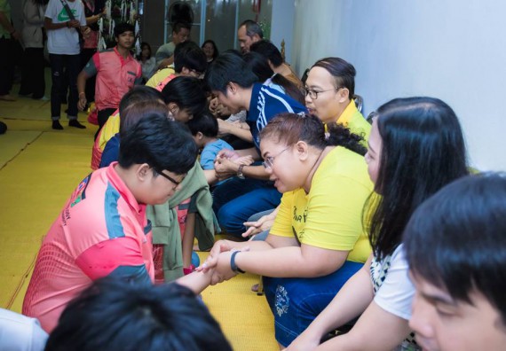 ภาพกิจกรรม โปรแกรมวิชาวิทยาการคอมพิวเตอร์ จัดกิจกรรมสายสัมพันธ์น้องพี่ ทำบุญ และกีฬา