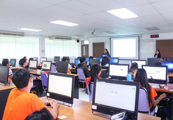 ภาพกิจกรรม โปรแกรมวิชาวิทยาการคอมพิวเตอร์ จัดกิจกรรมอบรมเชิงปฏิบัติการ InfoGraphic