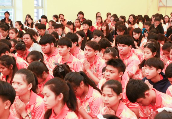 ภาพกิจกรรม สโมสรนักศึกษาคณะวิทยาศาสตร์และเทคโนโลยี จัดกิจกรรมทำบุญคณะวิทยาศาสตร์และเทคโนโลยี ประจำปี 2561