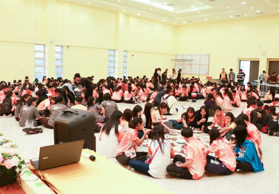 ภาพกิจกรรม สโมสรนักศึกษาคณะวิทยาศาสตร์และเทคโนโลยี จัดกิจกรรมทำบุญคณะวิทยาศาสตร์และเทคโนโลยี ประจำปี 2561